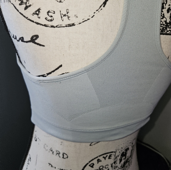 Champion Double Dry Womans Sports Bra Size M - Picture 5 of 8